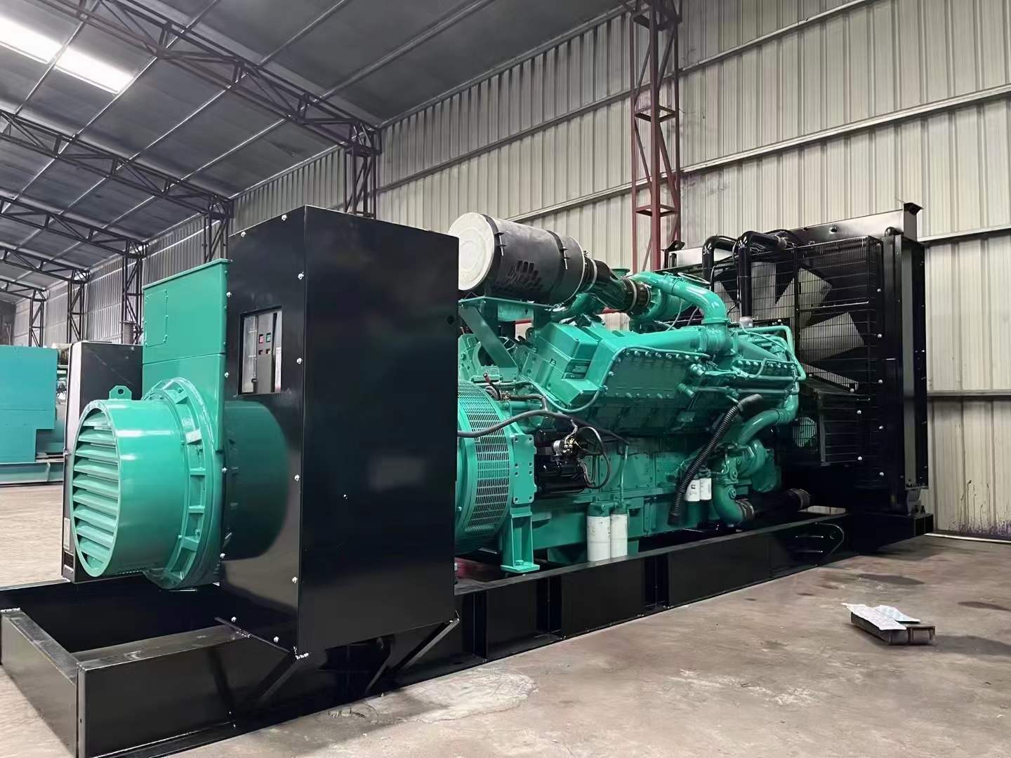 陆河如何降低 800kW 柴油发电机输出电流的波动？