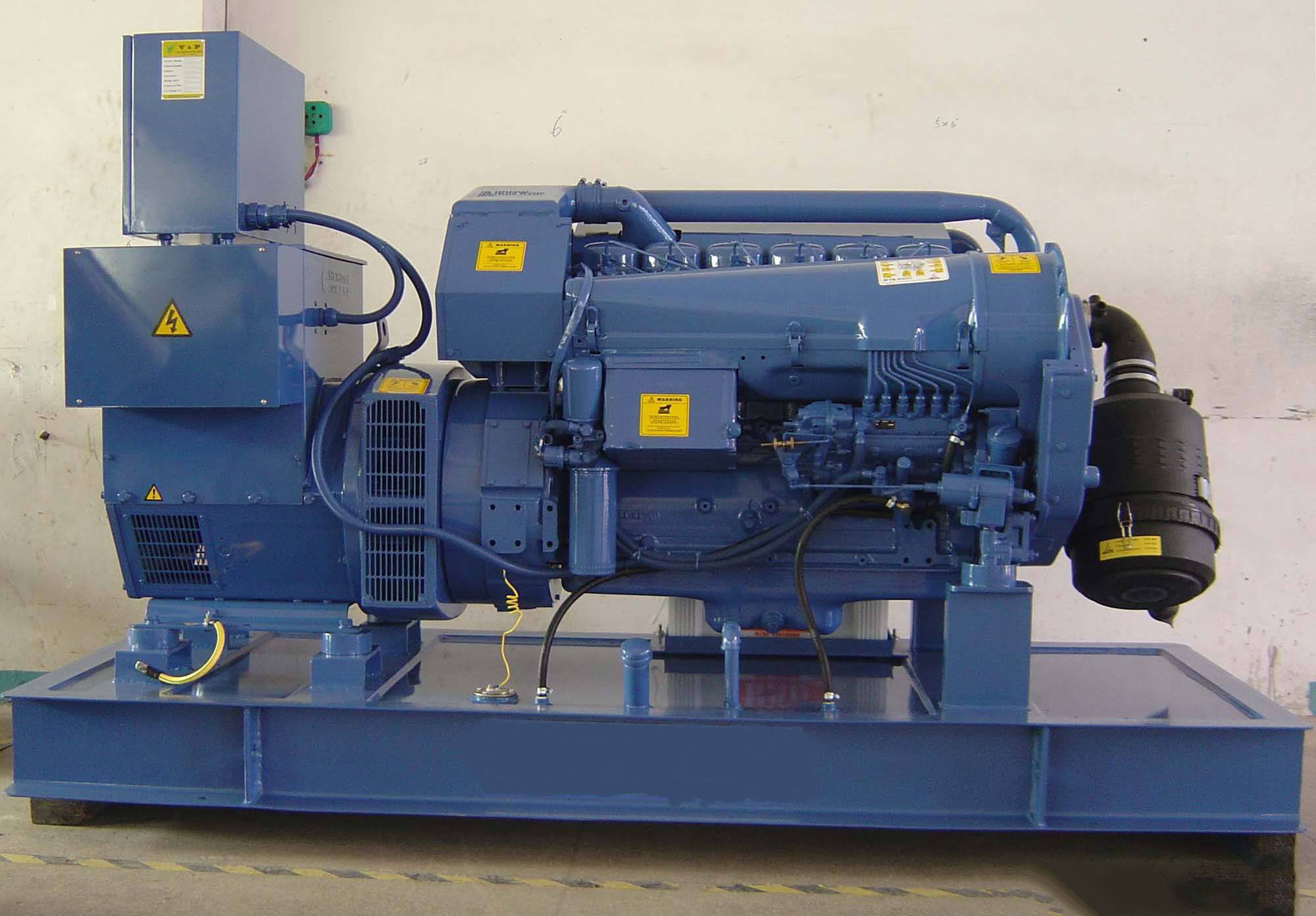 陆河汽油发电机组冬季启动前,电瓶需要做哪些检查和维护?