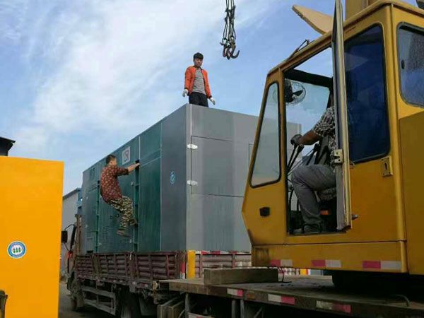 陆河如何判断水冷式机油散热器密封件是否需要更换?